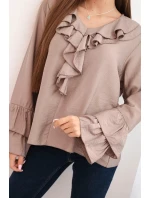 Dámska viskózna blúzka s volánmi a dlhými rukávmi fango Dámska viskózna blúzka s volánmi a dlhými rukávmi fango