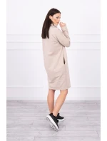 Šaty s kravatou ve světle béžové barvě Šaty s kravatou ve světle béžové barvě
