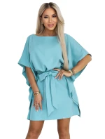 model 22015591 SOFIA Motýlí šaty se zavazováním v pase pastelově tyrkysové - numoco