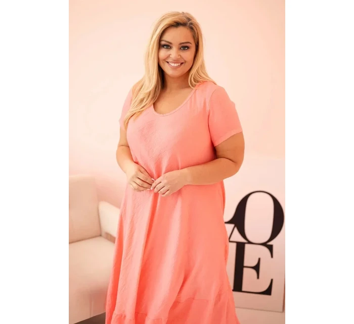 Dámské šaty plus size s krátkým rukávem a volánem z lehké viskózy růžová