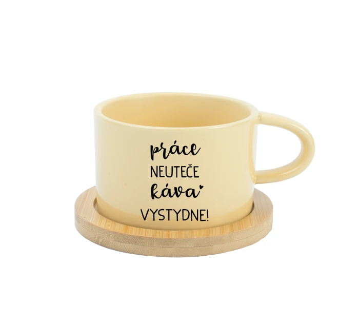 PRÁCE NEUTEČE, KÁVA VYSTYDNE! - žlutý hrníček makronka 200 ml