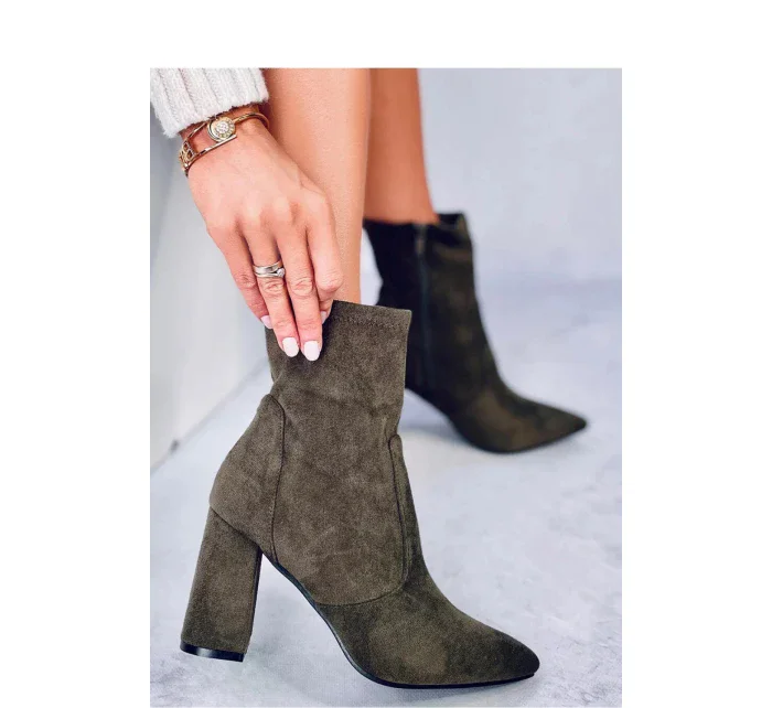 Dámské kotníkové boty Tmavě zelená model 20119643 - Inello