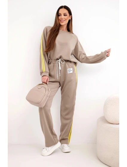 Dámský teplákový komplet model 22108348 s lampasy a volnou mikinou fango - K-Fashion