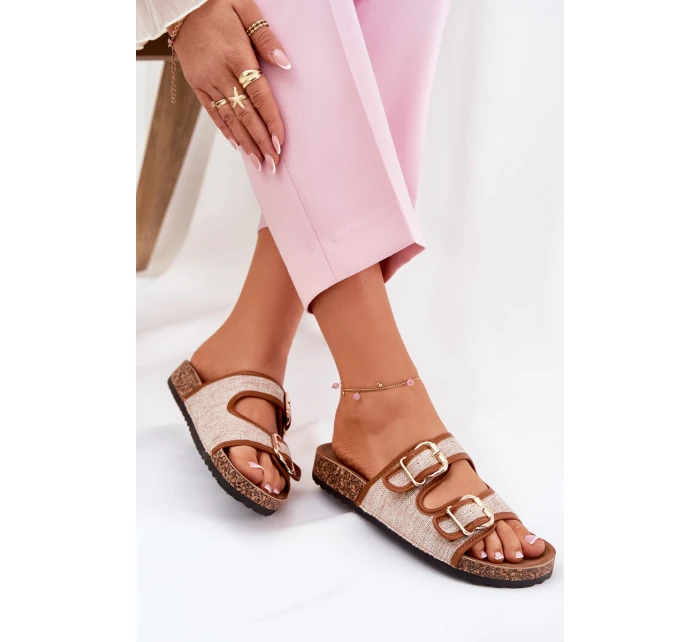 dámské pantofle na korkové platformě s přezkami Camel model 21688452 - Boto dámské pantofle na korkové platformě s přezkami Camel model 21688452 - Boto