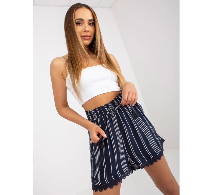 Šortky D73771M62233KA námornícka modrá