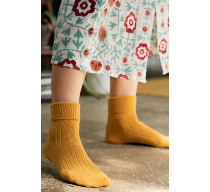 Dámske vlnené ponožky 093