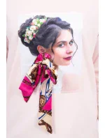 Blúzka s grafickou a farebnou 3D mašľou púdrovo ružová