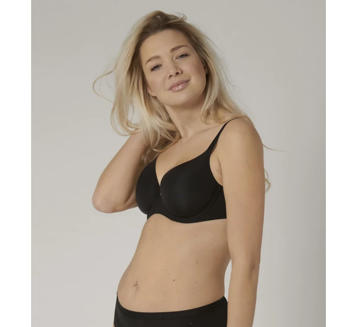 Podprsenka Body Make-Up Essentials WP čierna - TRIUMPH Podprsenka Body Make-Up Essentials WP čierna - TRIUMPH