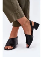 Kožené Dámské Sandály Na Klínku model 21697483 Černé - Maciejka