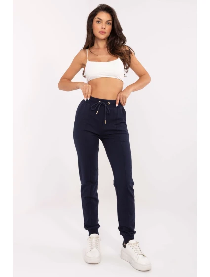 Tepláky model 216151 Továrenská cena