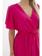 Šaty s model 21097691 výstřihem fuchsie - K-Fashion