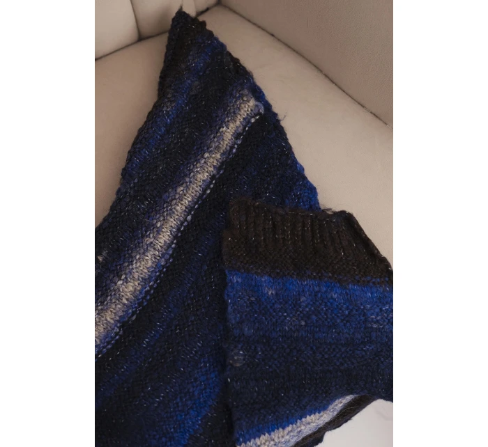 Dámsky sveter z mäkkej a teplej vlny vo farebných pruhoch KN19 modrá