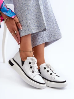 Bílé lakované dámské kožené tenisky D&A model 21660383 - S.Barski