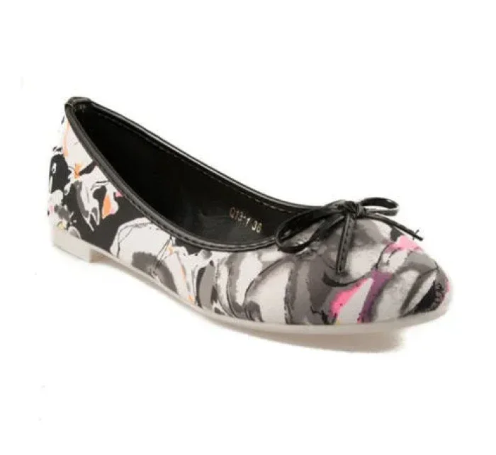 Unikátny čierne dámske baleríny s kvetmi Unikátny čierne dámske baleríny s kvetmi