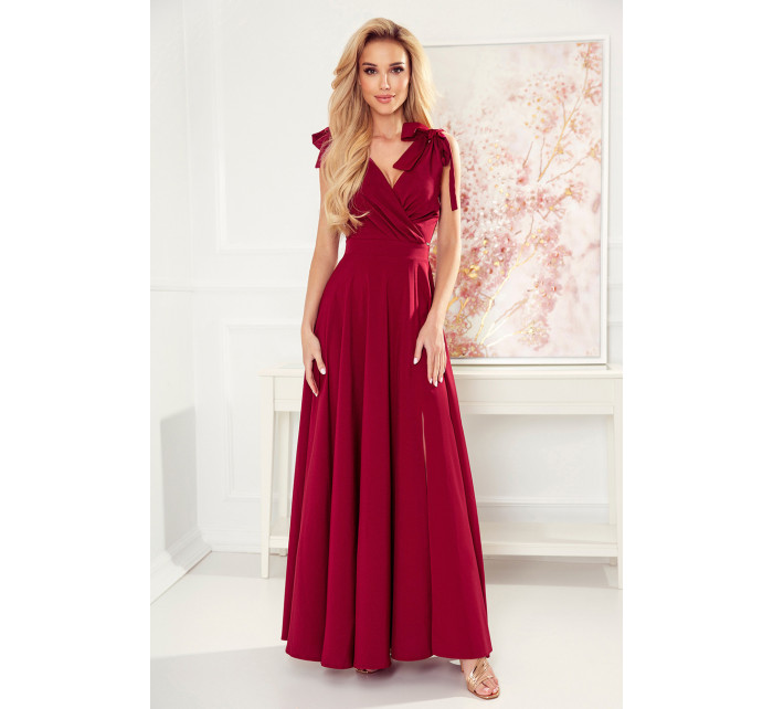 ELENA - Dlhé dámske šaty vo vínovej bordovej farbe s výstrihom a zaväzovaním na ramenách 405-1