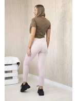 Bavlnené nohavice s vreckami v zadnej časti tmavo púdrovo ružovej farby