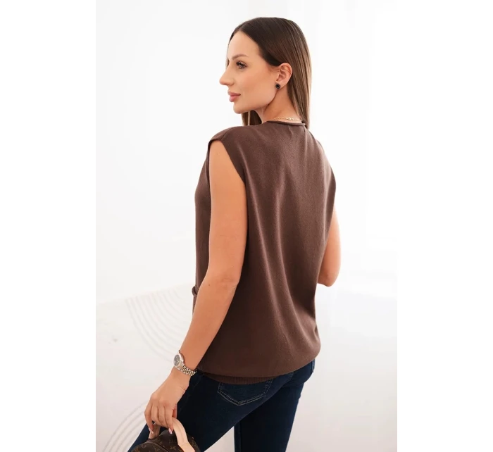 Dámsky viskózový sveter bez rukávov s vreckami a véčkovým výstrihom hnedej farby