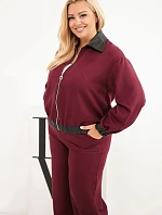 Dámska súprava vo veľkosti Plus Size s mikinou na zips a širokými nohavicami v bordovej farbe