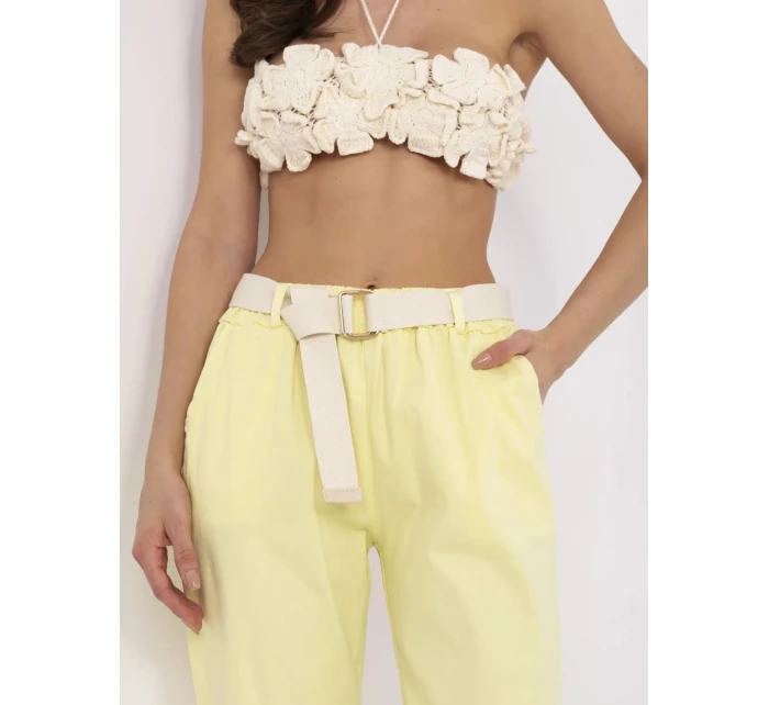 Kalhoty DHJ SP model 20969374 světle žluté - FPrice Kalhoty DHJ SP model 20969374 světle žluté - FPrice