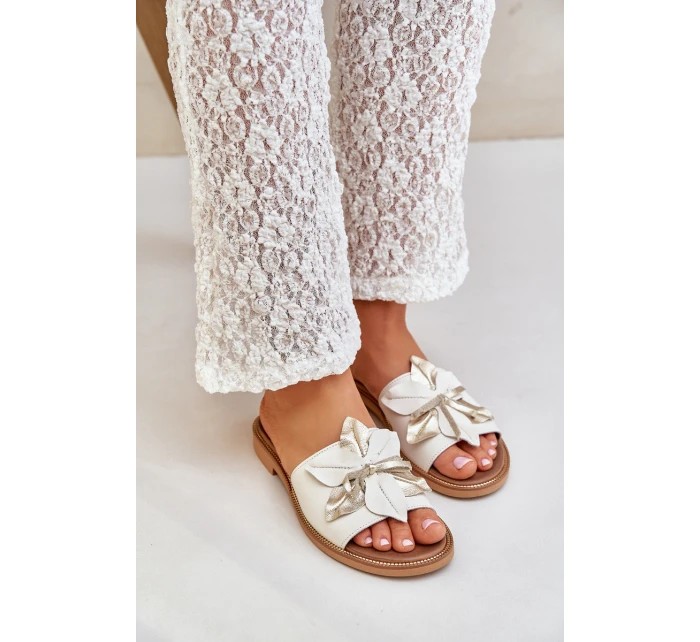 Klapki Z Ozdobą Skóra Naturalna Zazoo 3667 Białe Klapki Z Ozdobą Skóra Naturalna Zazoo 3667 Białe