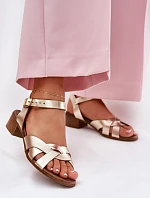 Skórzane Sandały Na Delikatnym Obcasie Zazoo 40372 Złote