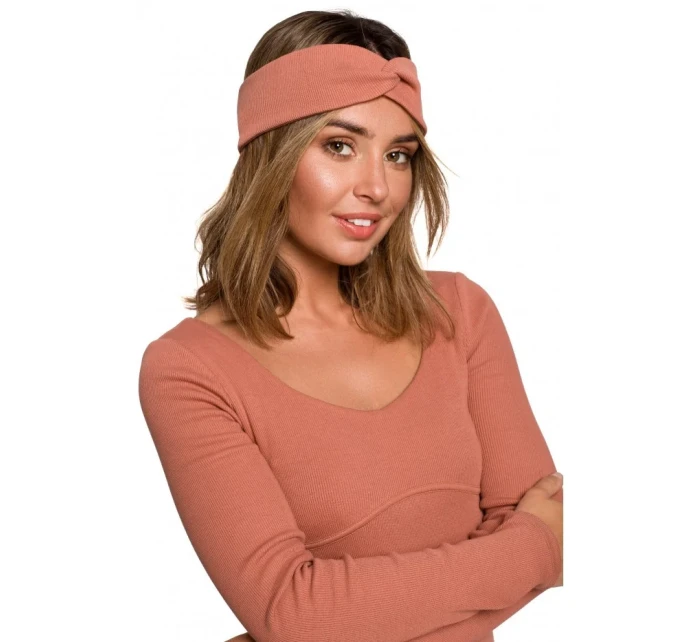 Čelenka červená model 18003623 - BeWear Čelenka červená model 18003623 - BeWear