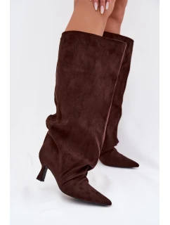 Kozačky s širokým horním lemem a rýhami na podpatku Harela