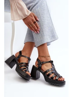 Lakované Kožené Dámské Sandály Na Podpatku Černé model 21658267 - VINCEZA