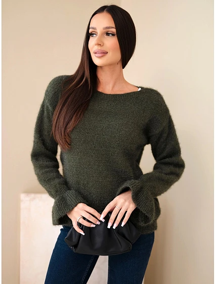 Dámský svetr s model 22342328 a vlnou s volánem na rukávech khaki - K-Fashion Dámský svetr s model 22342328 a vlnou s volánem na rukávech khaki - K-Fashion