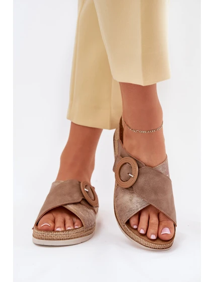 Klapki Damskie Na Koturnie Z Ozdobną Klamrą Inblu RV000012 Brązowe