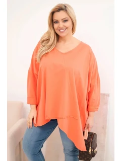 Dámska bavlnená blúzka s asymetrickým lemom a výstrihom do V v marhuľovej farbe