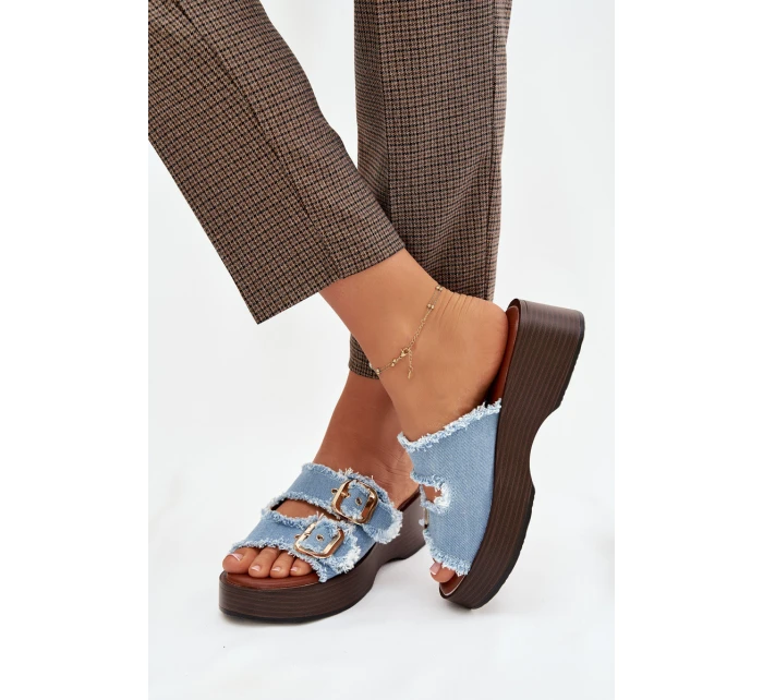 Dámské pantofle na platformě se zlatými sponami modré Renelisse