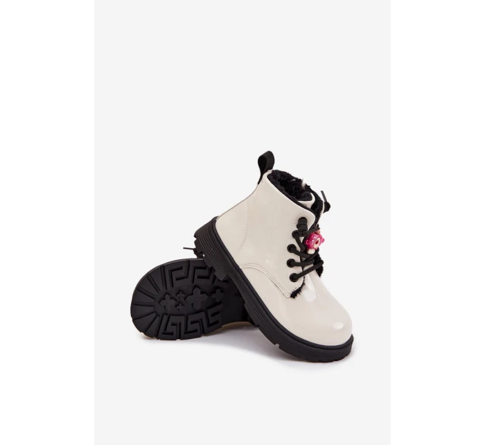 Zateplené detské lakované topánky s príveskom "Miś" - biele Jovellea