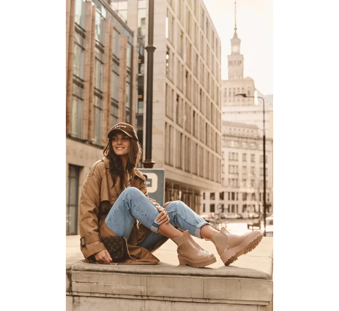 Lakované kožené boty na platformě Big Star Béžová