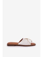 Klapki Na Płaskiej Podeszwie Z Ozdobną Kokardką Białe Deonelis