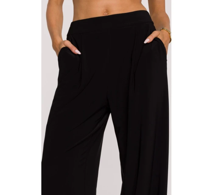 M890 Kombinéza s výstrihom a širokými nohavicami - čierna