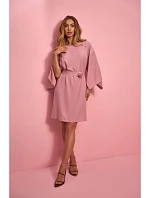 M908 Šaty s ozdobnými širokými rukávmi - púdrové