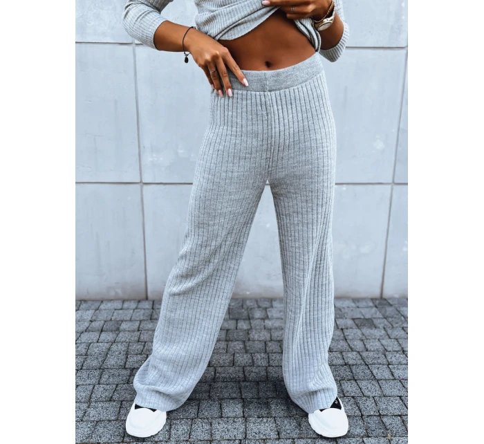 Dámské kalhoty s širokými nohavicemi šedé Dstreet model 21971162 - FashionStreet Dámské kalhoty s širokými nohavicemi šedé Dstreet model 21971162 - FashionStreet