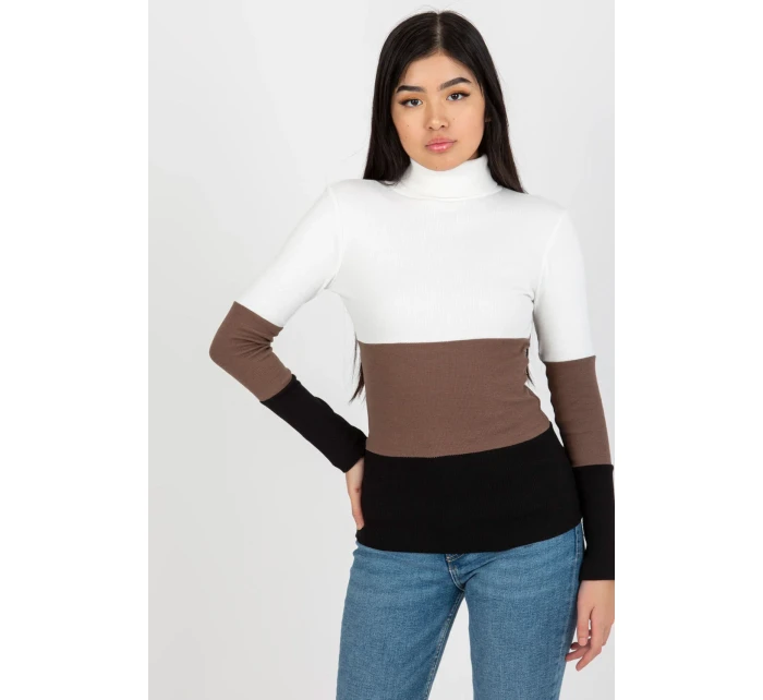 Rolák model 175119 Rue Paris