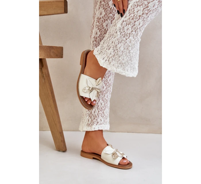 Klapki Z Ozdobą Skóra Naturalna Zazoo 3667 Białe Klapki Z Ozdobą Skóra Naturalna Zazoo 3667 Białe