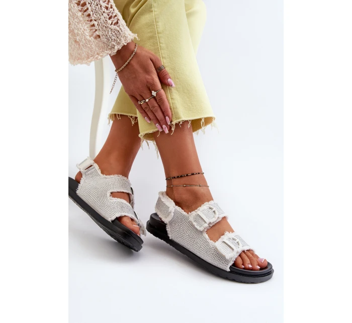 Dámské bílé zdobené džínové sandály model 21657662 - Boto