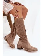Ažurové dámské kozačky na klínu béžové Helinna Ažurové dámské kozačky na klínu béžové Helinna