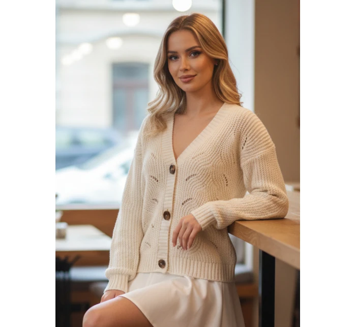 Dámský svetr ecru Dstreet model 21982782 - FashionStreet Dámský svetr ecru Dstreet model 21982782 - FashionStreet