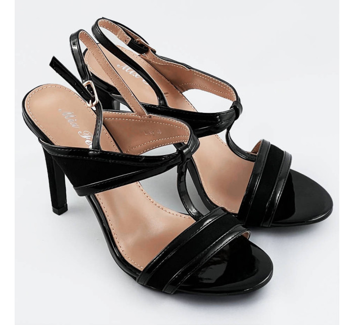 Čierne dámske sandálky z rôznych spojených materiálov (HB09)