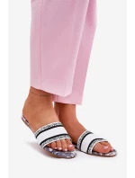 Vzory Ploché Dámské Pantofle Bílé model 21689593 - Boto Vzory Ploché Dámské Pantofle Bílé model 21689593 - Boto