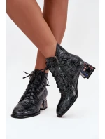 Lakované dámské z pravé kůže na podpatku s krystaly  šedé model 21712403 - Artiker