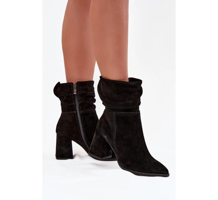 Kozačky z přírodního semiše vyhřívané na podpatku s našitím Zazoo 4216 Černé