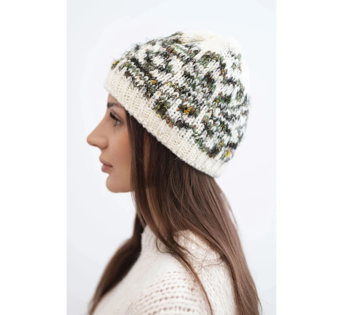 Dámska zimná vlnená čiapka s nórskym vzorom K354 ecru+tmavo zelená