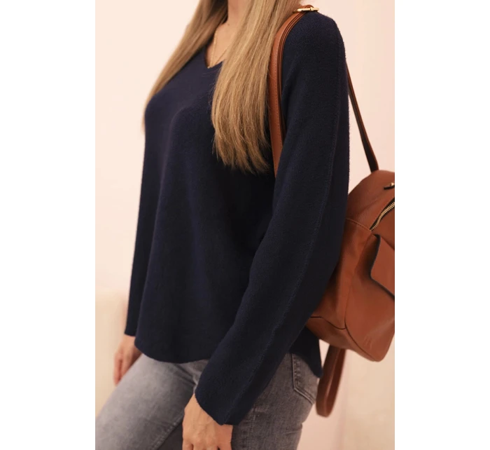 Dámsky viskózový sveter s véčkovým výstrihom Dámsky viskózový sveter s véčkovým výstrihom