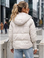 Krótka kurtka damska pikowana z kapturem  model 22341005 - FashionStreet